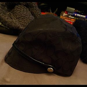 Coach Signature Karee Cap - Black